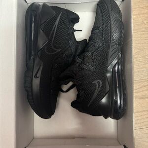 lebron xvii low black sneakers